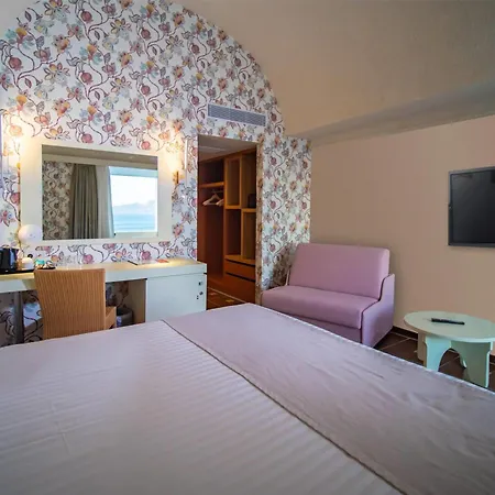 Ramada Loutraki Poseidon Resort-3